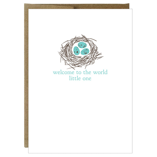 Robin's Nest avec œufs Carte de vœux typographique pour bébé
